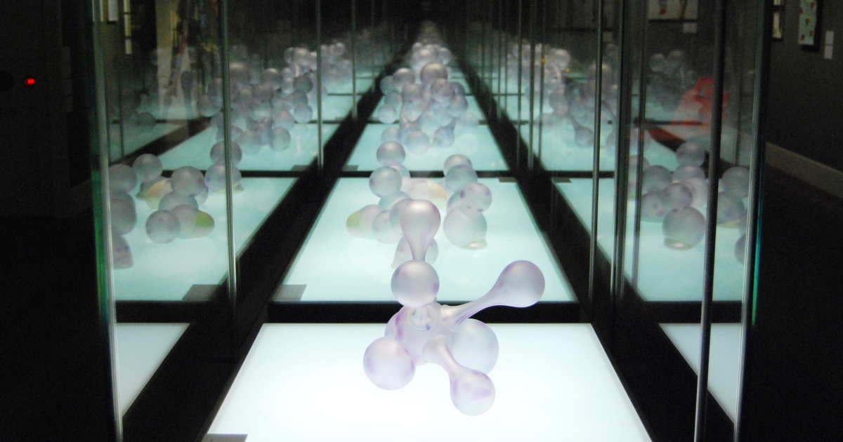 名古屋の18画廊が共同開催する展覧会「情の深みと浅さ」を取材